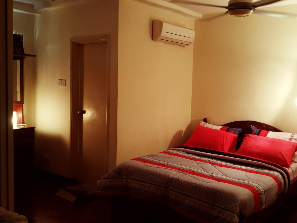 D Savoy Famosa Condo Malacca Eksteriør billede
