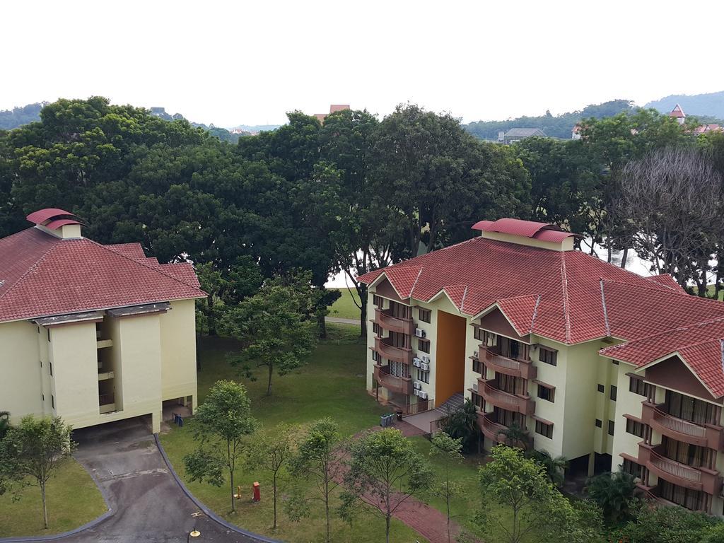 D Savoy Famosa Condo Malacca Eksteriør billede